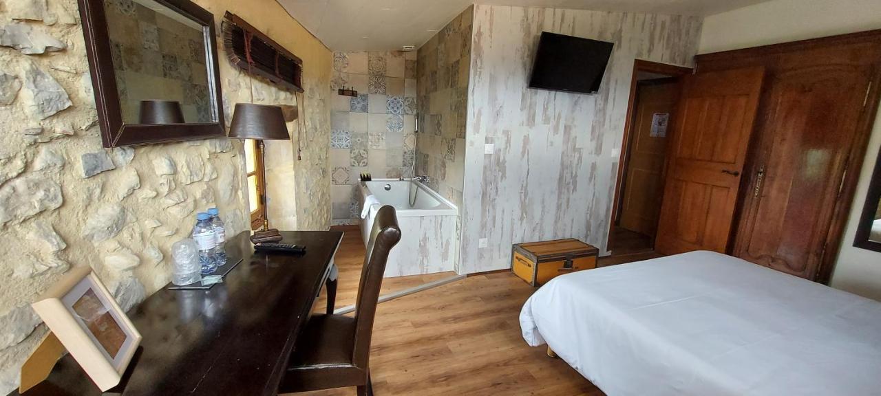 La Capitelle Hotell Mirmande Rom bilde