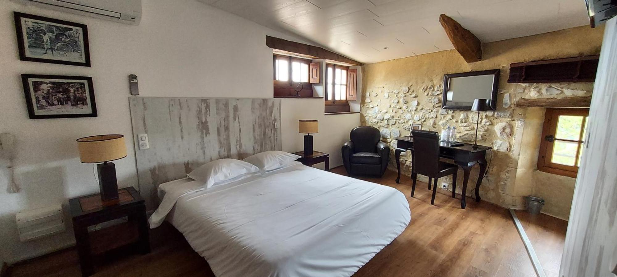 La Capitelle Hotell Mirmande Rom bilde