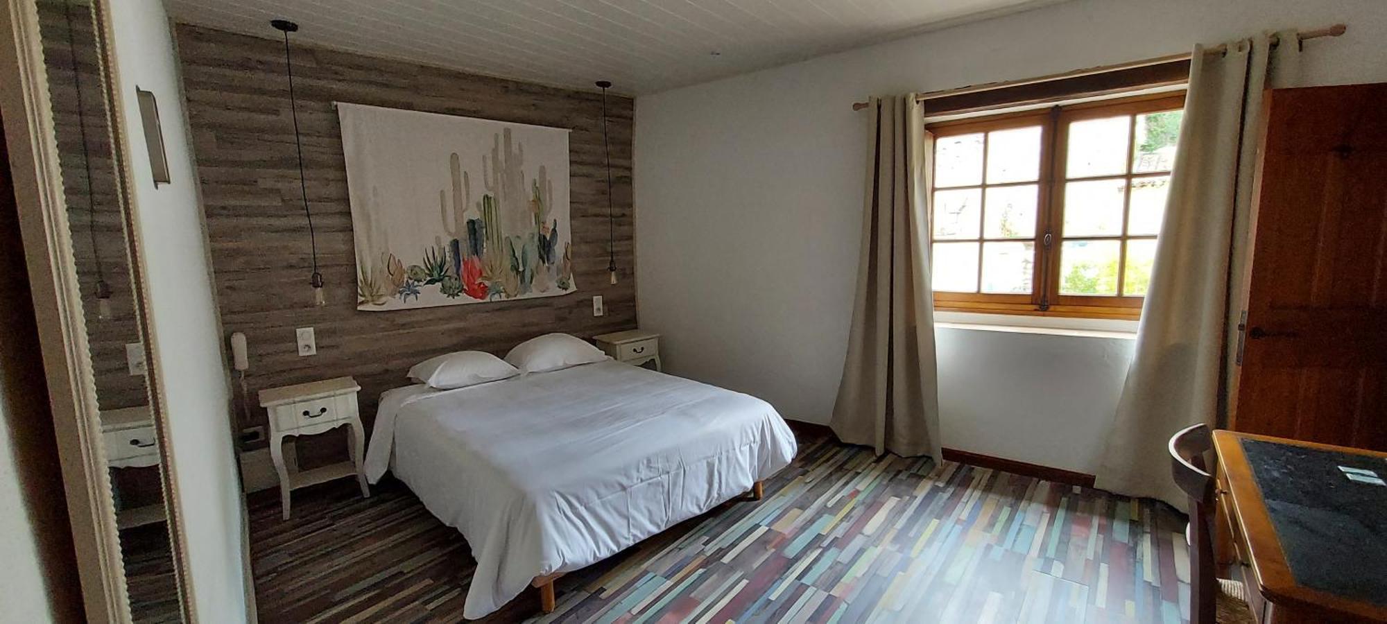 La Capitelle Hotell Mirmande Rom bilde